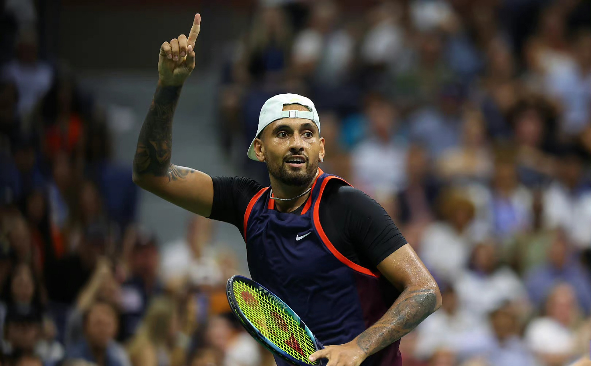 包含世界网球队完胜澳大利亚网球队，克耶高斯惊艳世界的词条