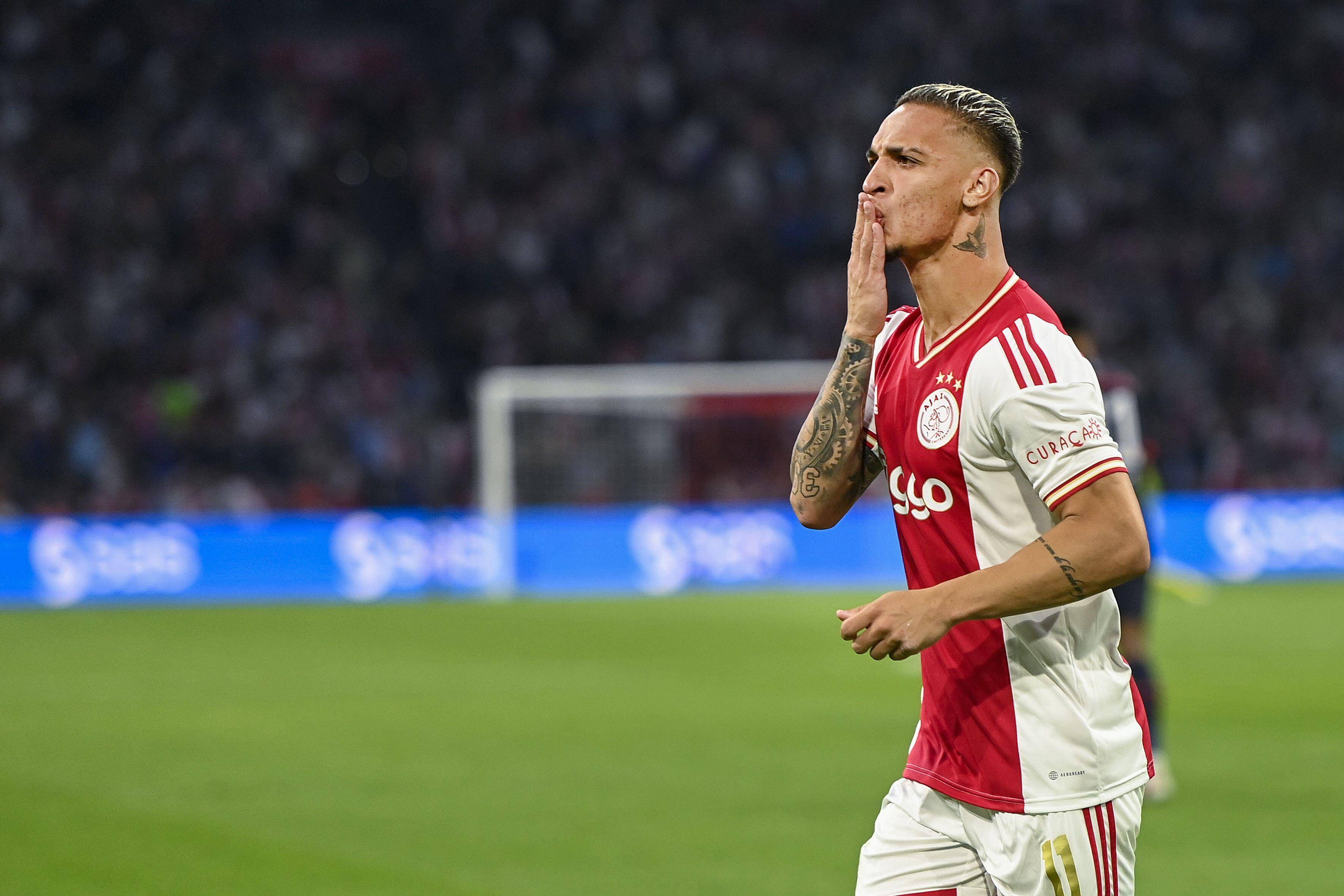 阿贾克斯在激烈竞争中不畏挑战 阿贾克斯在激烈竞争中不畏挑战