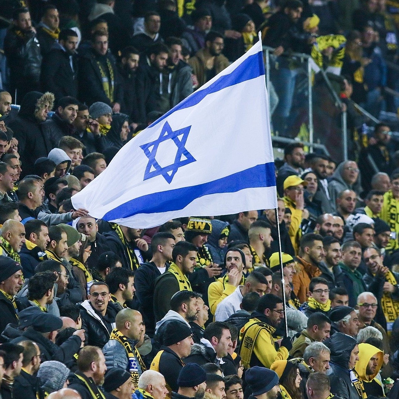 关于荷兰客场被挪威逼平,欧洲杯预选赛形势危机的信息 关于荷兰客场被挪威逼平,欧洲杯预选赛形势危机的信息