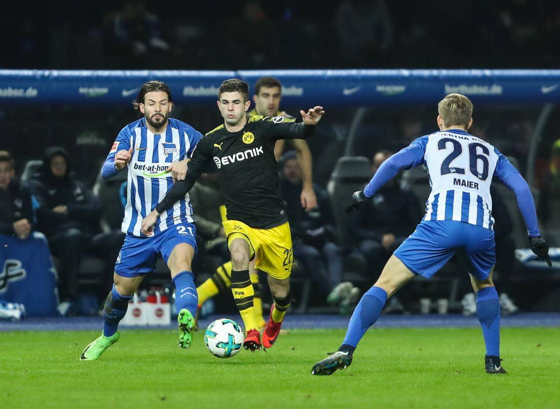 柏林赫塔主场取胜，摆脱降级阴影的简单介绍