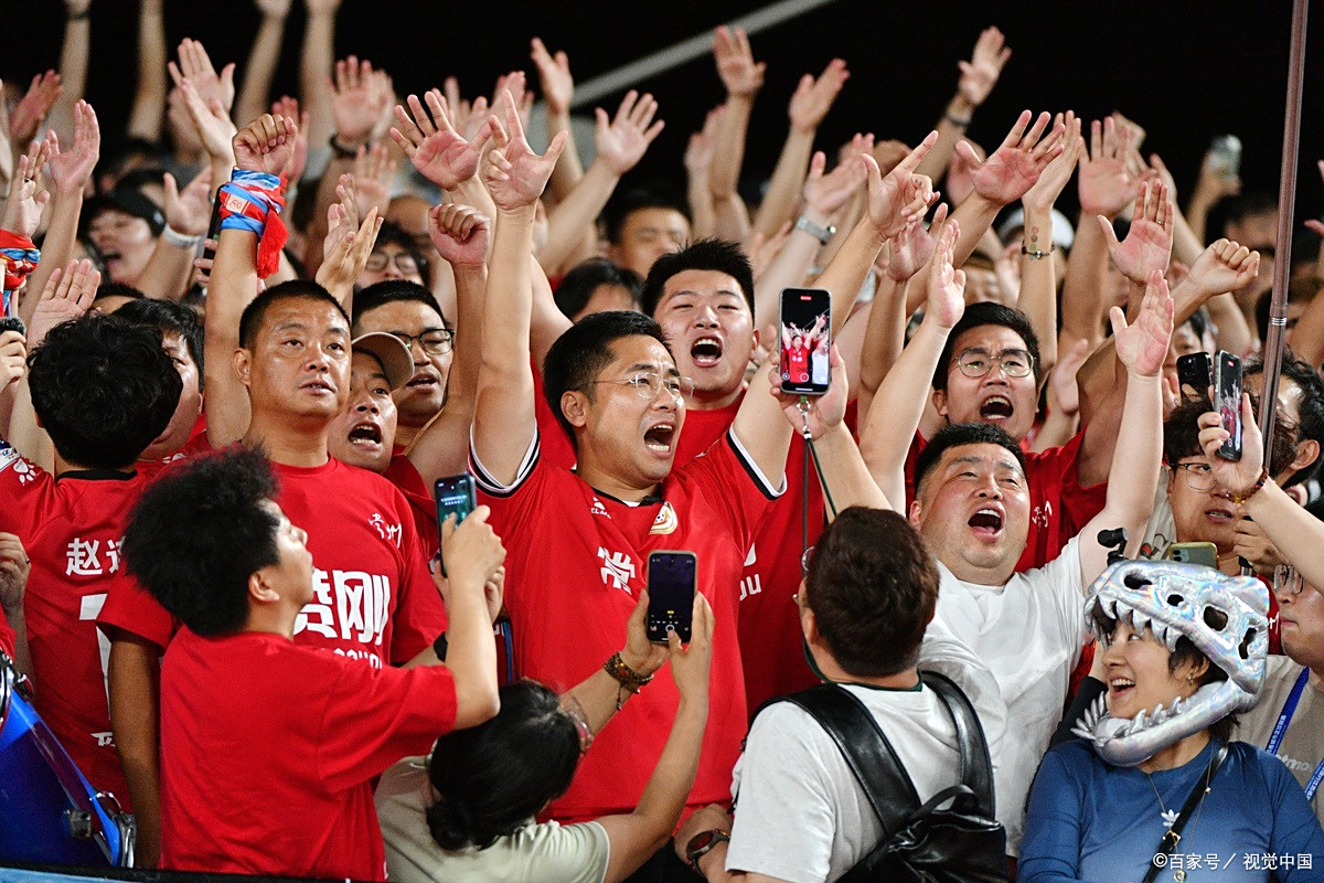 球队备战困难,风风雨雨共度 球队备战困难,风风雨雨共度