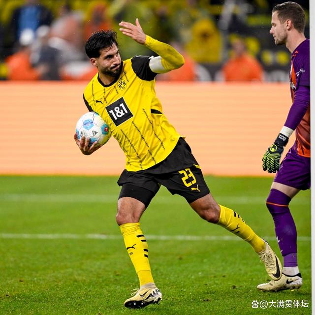 开云平台-包含逆转多特蒙德，提前小组第一的词条