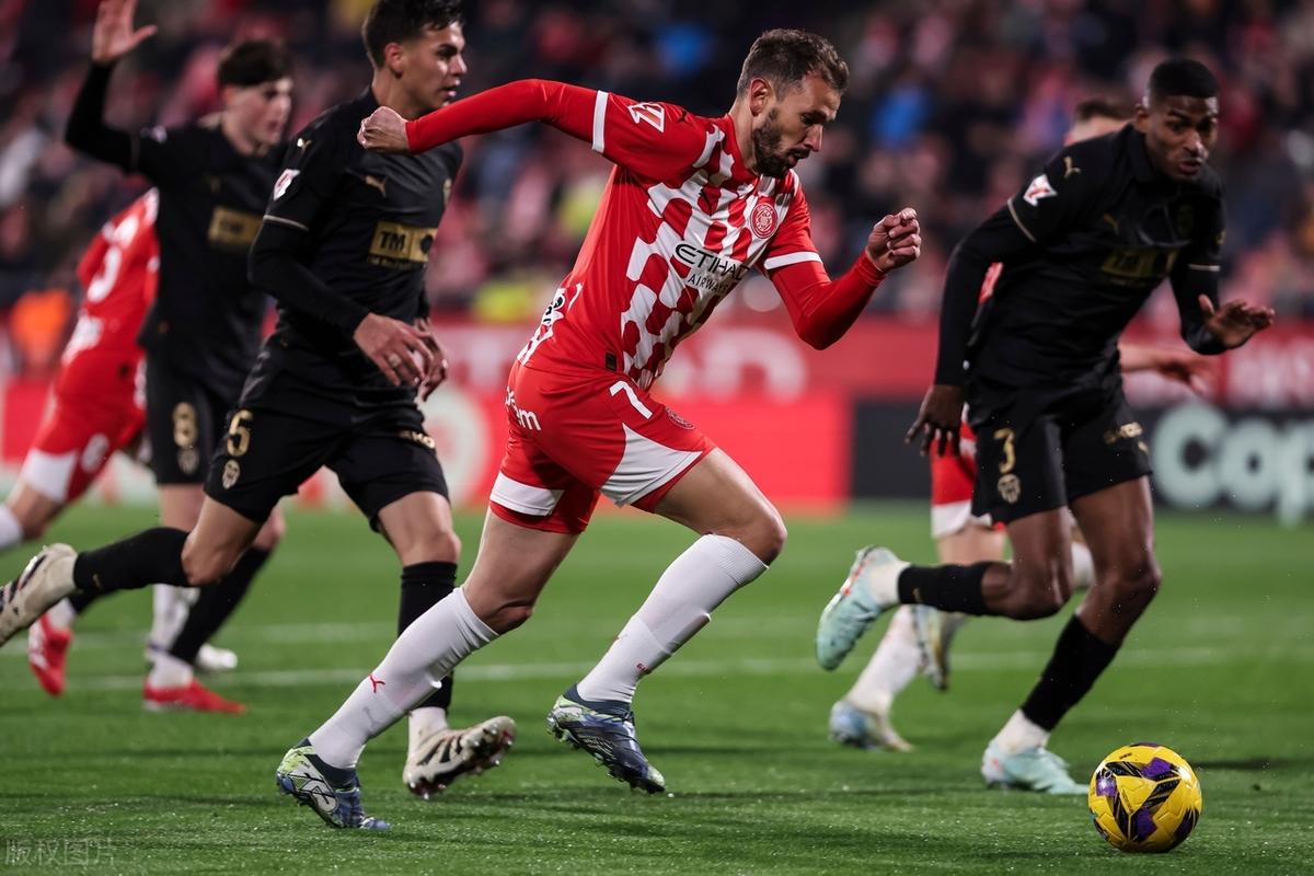 关于赫罗纳凭借主场优势,击败对手的信息 关于赫罗纳凭借主场优势,击败对手的信息