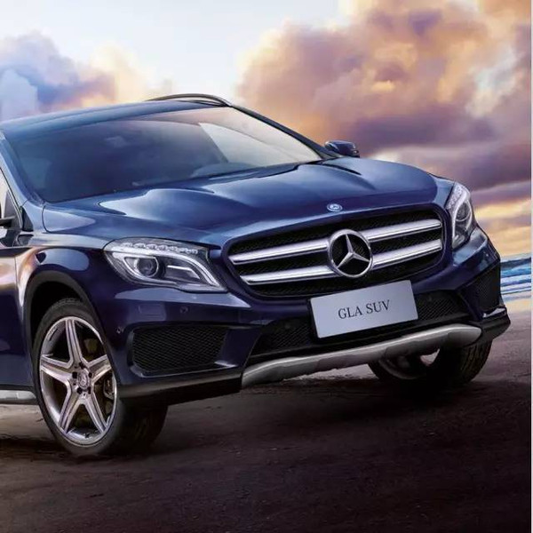 关于雷诺车队鏖战梅赛德斯，佩雷兹状态火热的信息