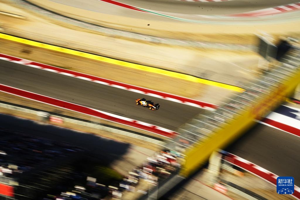 威廉姆斯绝杀雷诺车队，维斯塔潘点燃赛场的简单介绍