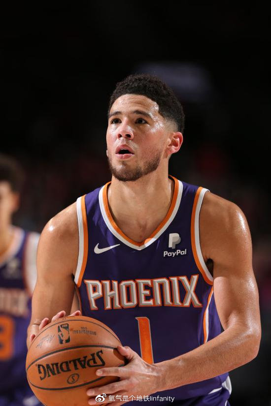 凯尔特人力克广州队，布克扛起全队