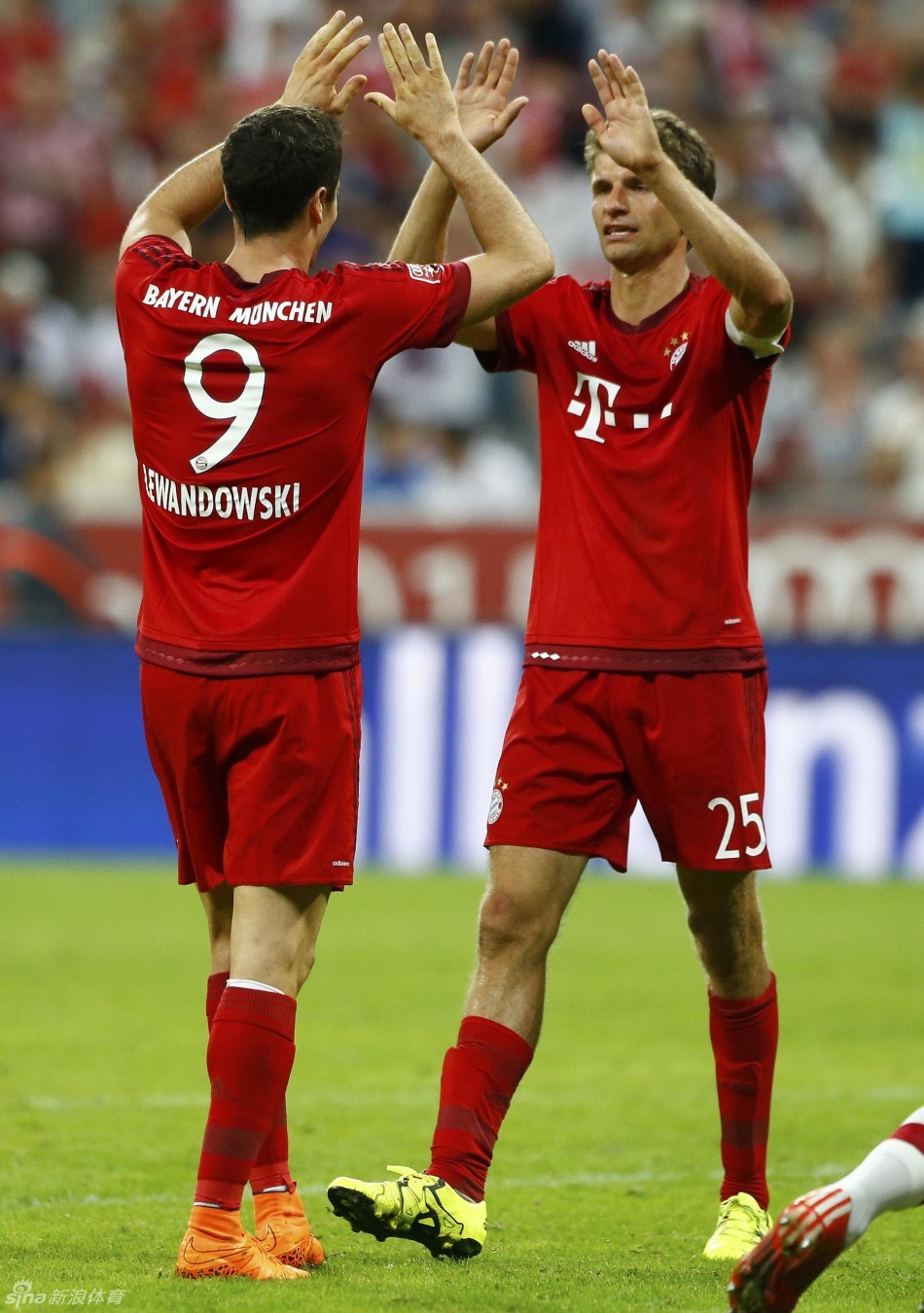 开云下载-包含奥地利鏖战AC米兰，穆勒扛起全队的词条