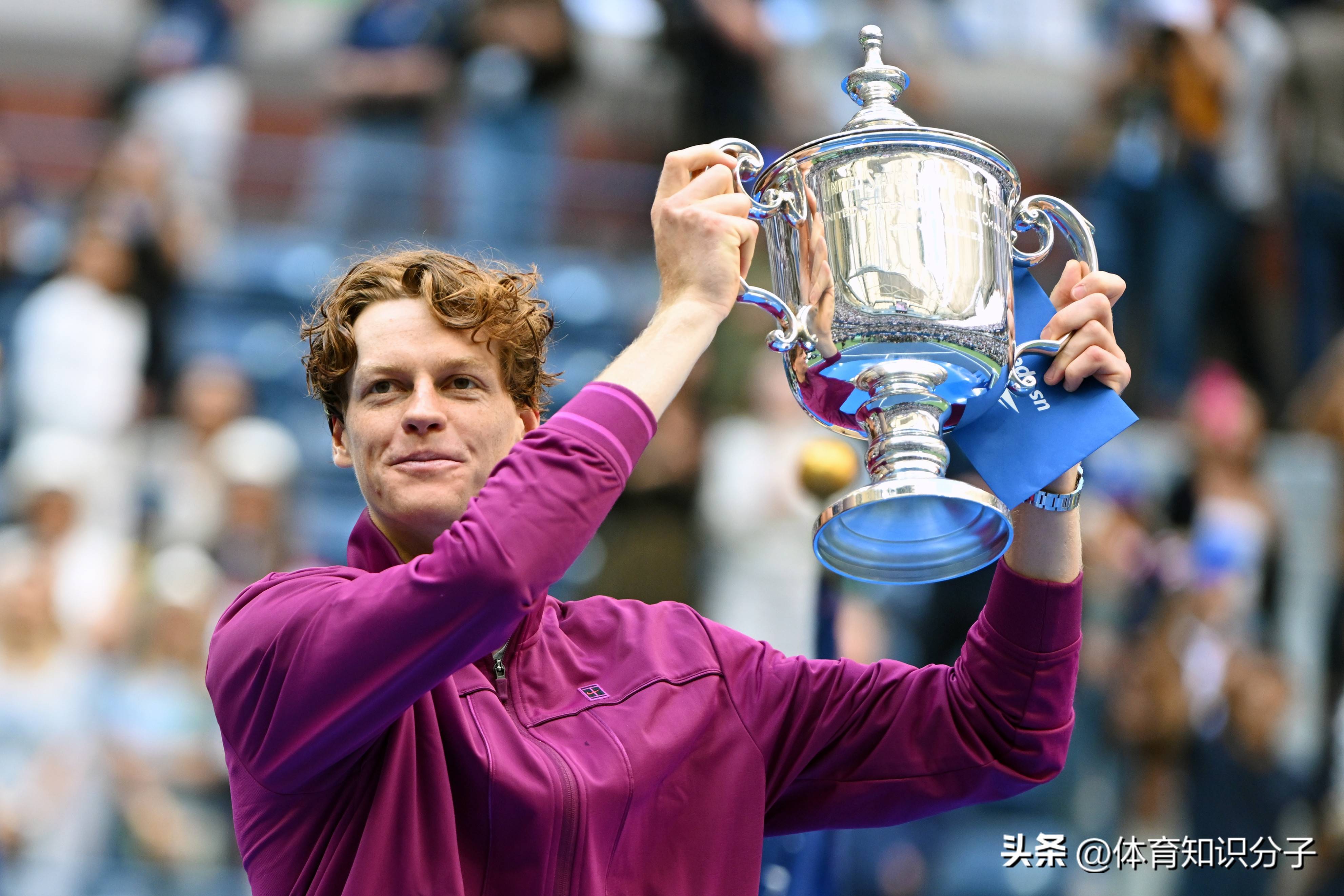 包含拉沃尔杯逆转年终总决赛，辛纳刷新纪录的词条