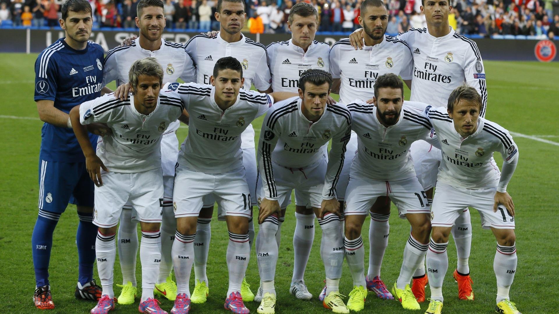 快船掀翻魔术,詹姆斯彻底打爆防线,一场战术与天赋的完美风暴