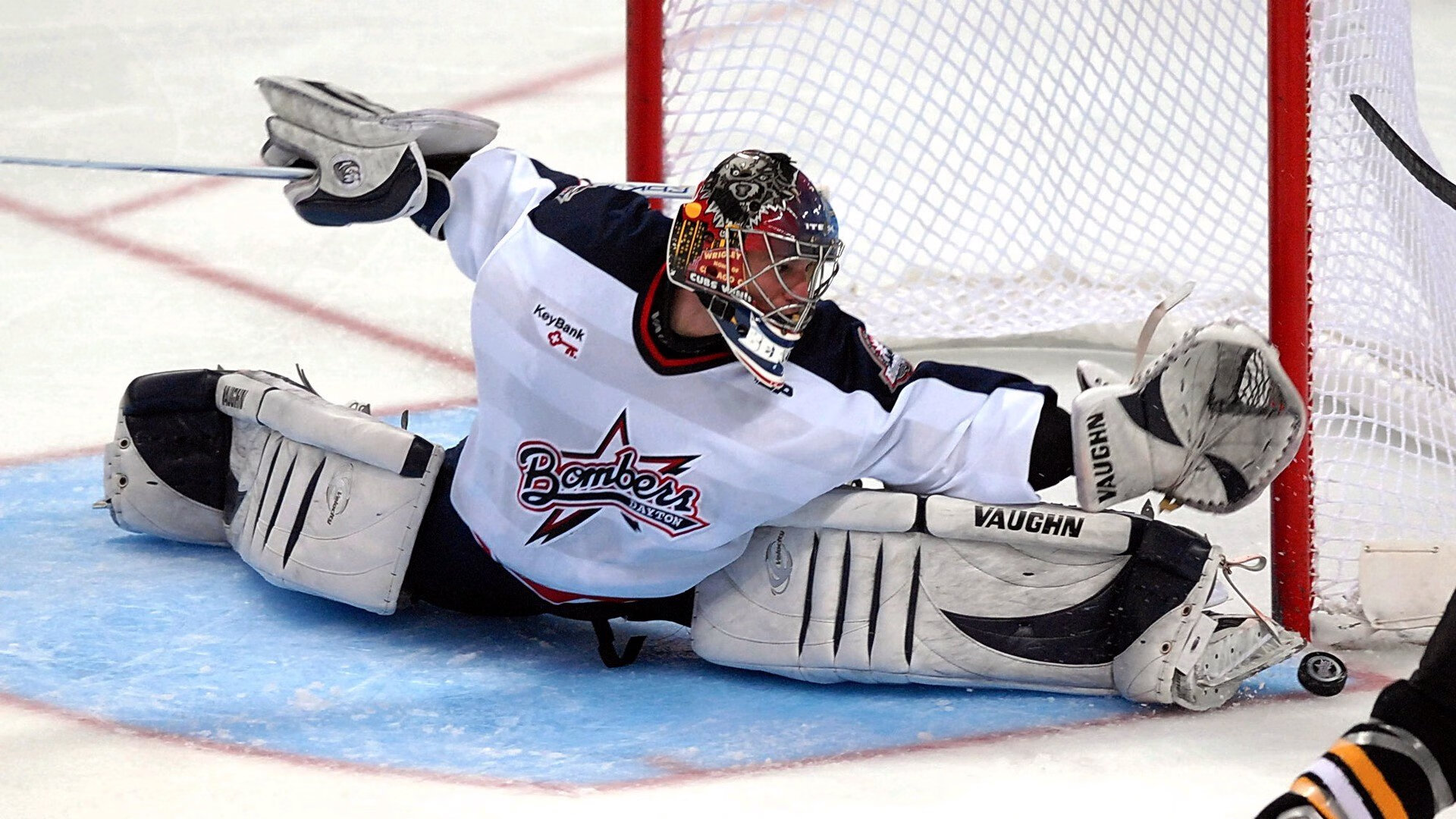 当三笘薰在F1赛道上踏平阿森纳—新西兰幻想竞速与足球的跨界狂想