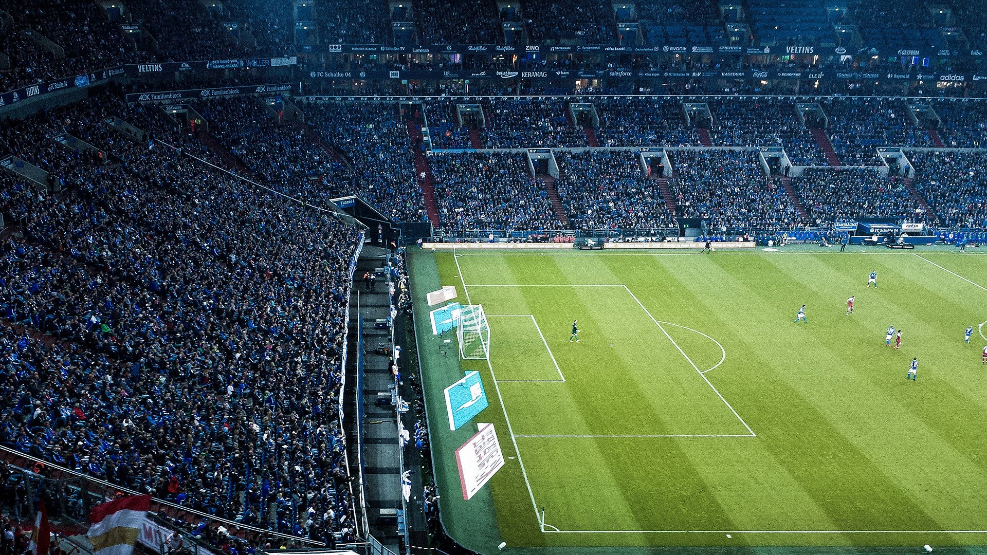 伦纳德撕裂洛城迷雾，当机器人在血拼之夜亮出心跳